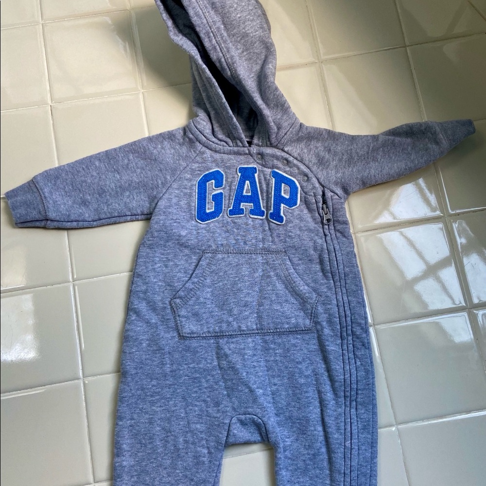 GAP baby sweatsuit romper